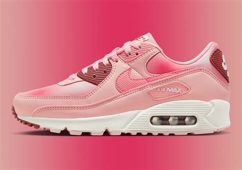 Pink Air Max 90 (1) 